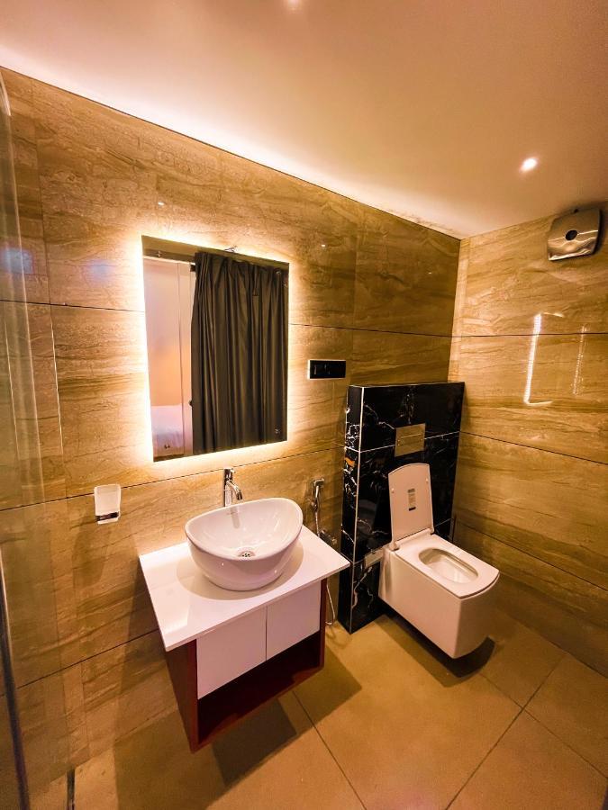 Bbc Luxury Apartments Perintalmanna Экстерьер фото